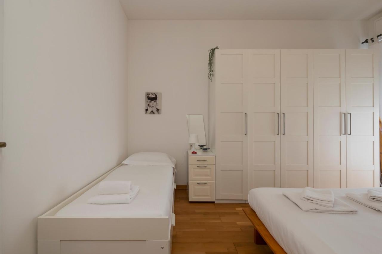 Luxury Flat Between Navigli And Duomo - Sambuco Milánó Kültér fotó